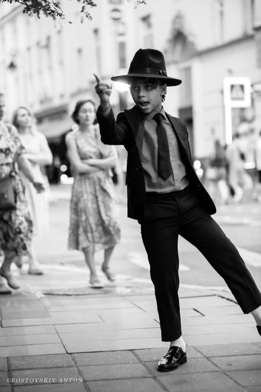 стрит, Майкл, ЧБ, Москва Майкл! Ты ли это!photo preview