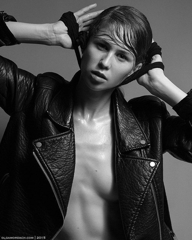 Helga/ I-MODELphoto preview