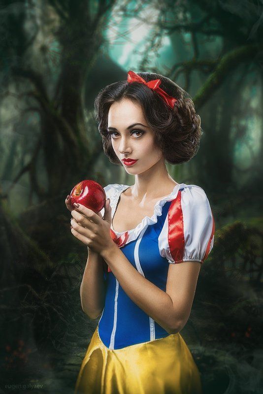 Snow Whitephoto preview