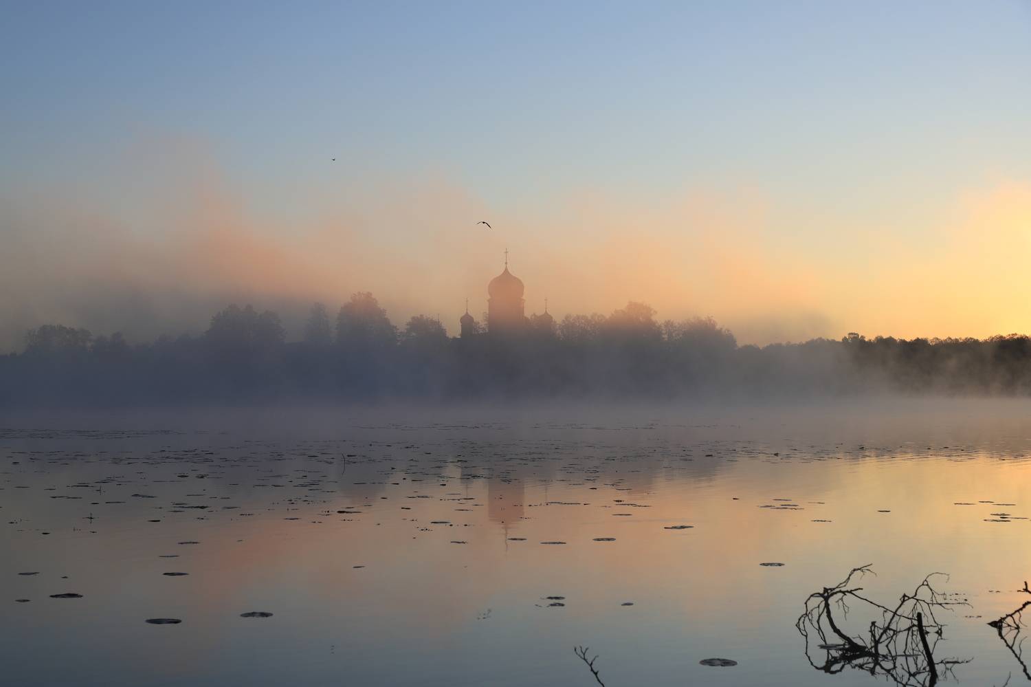 рассвет туман озеро монастырь, Irina Solonina
