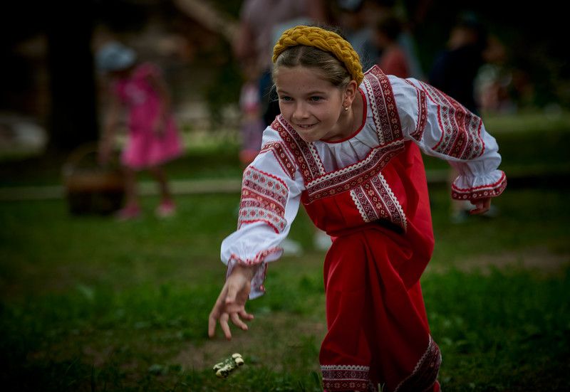 Гуляния на Троицу. Великий Новгород.photo preview