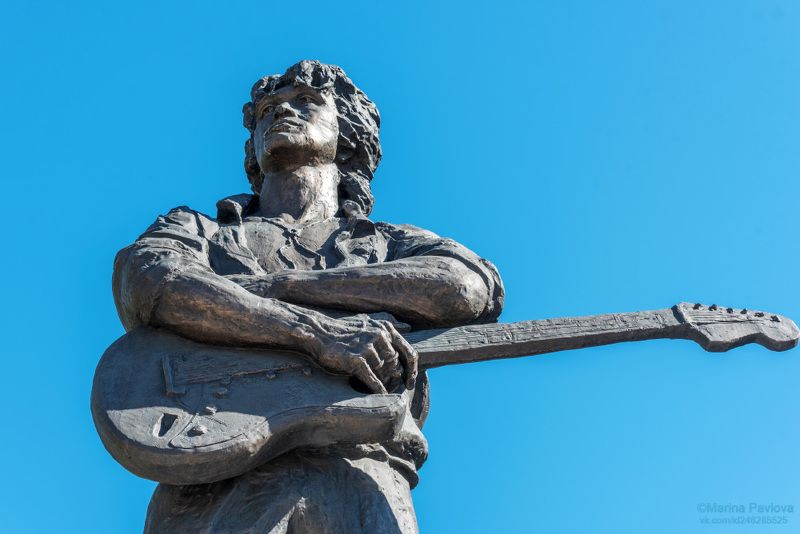 памятник виктору цою, санкт-петербург, уличная фотография, стрит, стрит фото, репортаж, streetphotography, street, streetphoto ...Есть чем платить, но я не хочу победы любой ценой. Памятник Виктору Цою в Санкт-Петербургеphoto preview