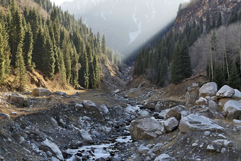 ущелье среднего талгара заилийского алатау. Средний Талгарphoto preview