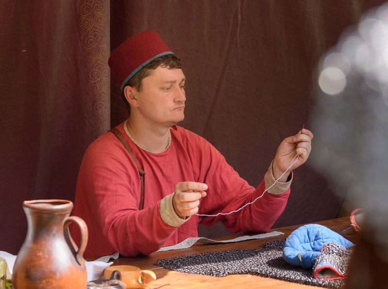 Мастер плетения кольчугиphoto preview