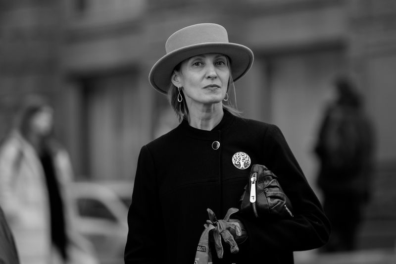 mood, life, human, female, woman, bw, blackwhite, black and white, blackandwhitephoto, bnw, documentary, reportage, street, streetphoto, street life, street, streetbw, streetbnw, streetmoment, Irina Boldina, reportage, Moscow | afterphoto preview