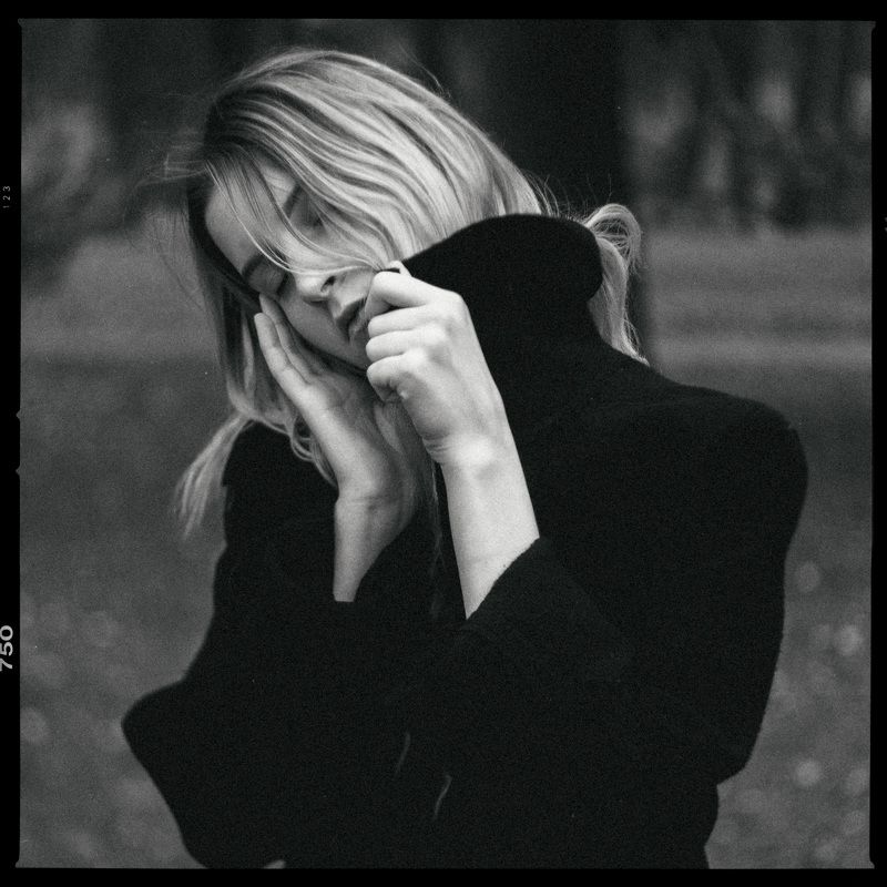 портрет, женский портрет, женская красота, девушка, чб, чернобелое, гламур, модель, model, glamur, portrait, bw, black and white Вероникаphoto preview