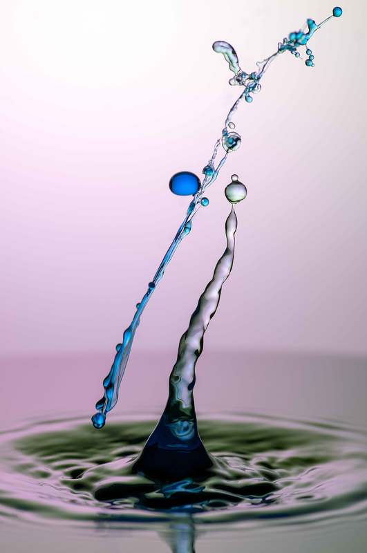 DROPS,WATER,SPLASH,ART,MACRO,PHOTOGRAPHY,MOTION,REFLECTION,MINIMAL,LIQUID,YOUSEF,SAYADI Dances with Dropsphoto preview