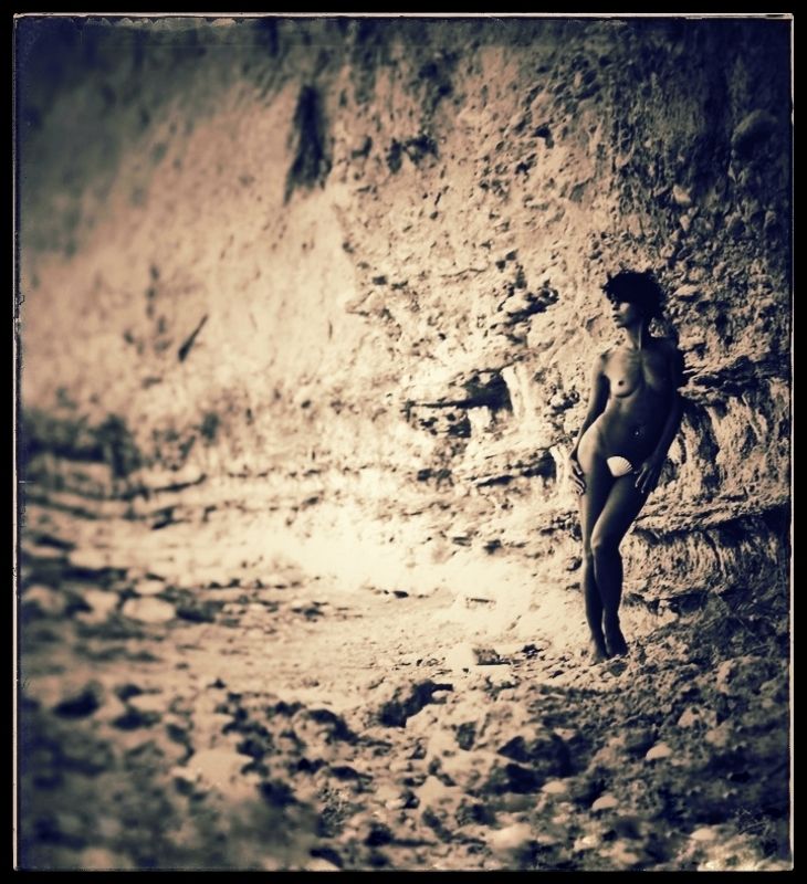 День под Лунойphoto preview