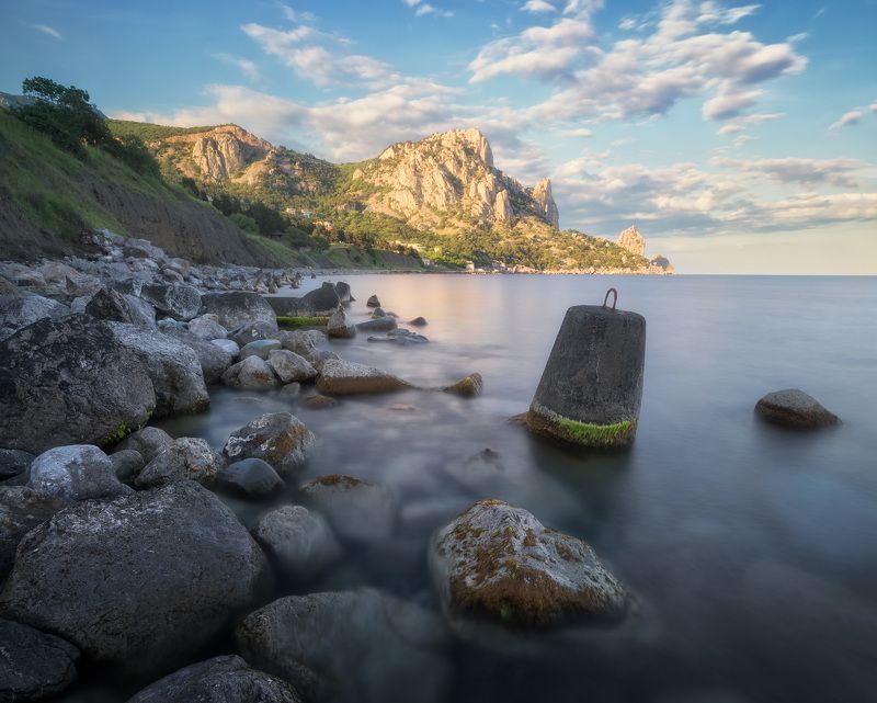 крым, море, волноломы, закат, кацивели, гора кошка Кошка на солнцеphoto preview