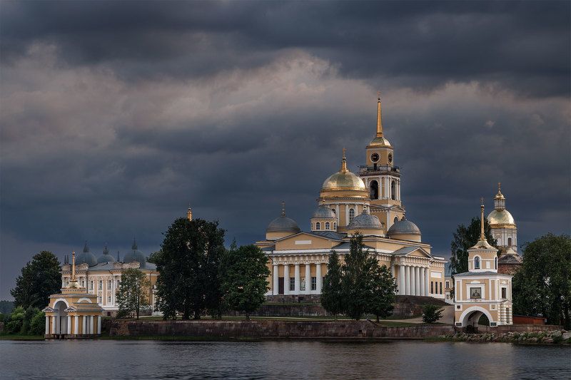 Нило-Столбенская пустыньphoto preview