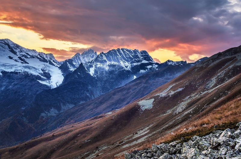 Вечер над вершинамиphoto preview