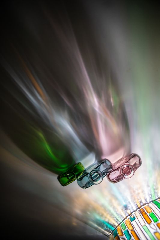 Свет, стекло, предметная фотография Кометыphoto preview