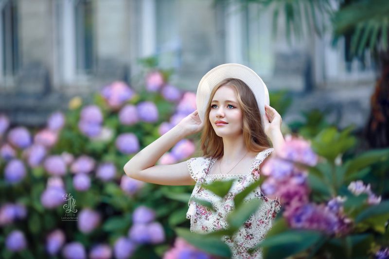 horizontal, , photography, , outdoors, , nature, , young, women, , one, person, , beautiful, woman, , flower, , beauty, , portrait, , fashion, , lifestyles, , day, , dress, , hat Анастасияphoto preview