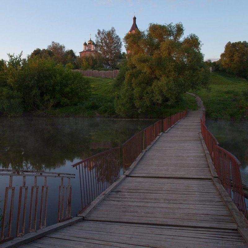 Пейзаж, Церковь В церковь утренней дорогойphoto preview