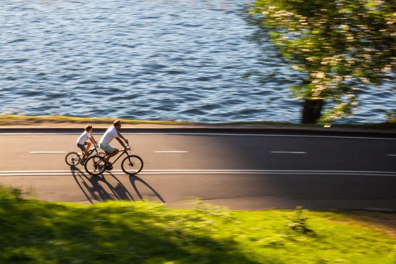 люди, велосипед, парк горького, москва, лето, набережная Вспоминая летоphoto preview