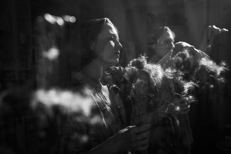 Света и чертополох.photo preview