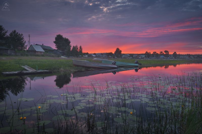 кенозерье, национальный парк, лето, фототуры по россии, русь, деревня, река, закат, лодки, фототур в кенозерье От заката до рассвета фото превью