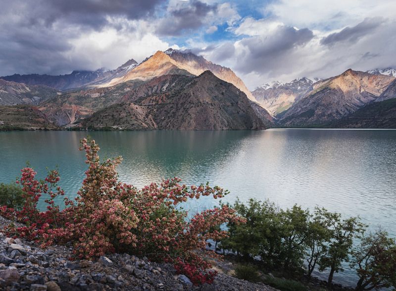 Искандеркуль. Перед дождемphoto preview