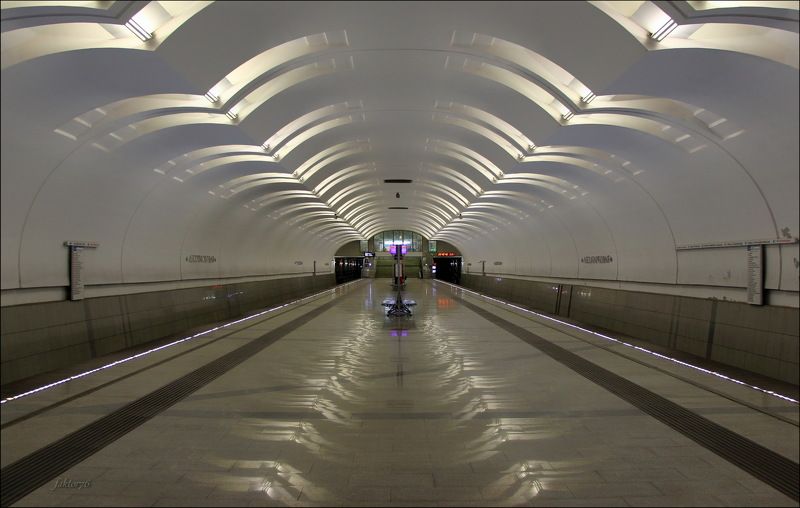 станция метро  Лесопарковая Москваphoto preview