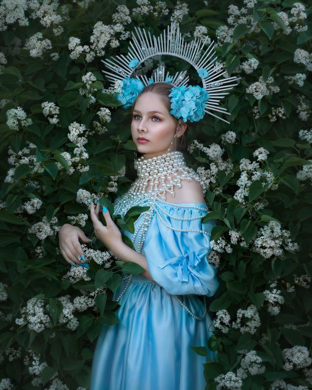 Фотограф Юлия Дюдина, Фотограф Нижний Новгород, арт фотограф,  волшебная фотосессия, фотосессия цветение, фотосессия в сирени, фотосессия в цветении Несмеянаphoto preview