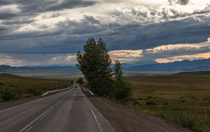 Тува, дорога, Саяны, весна Дорога в горыphoto preview