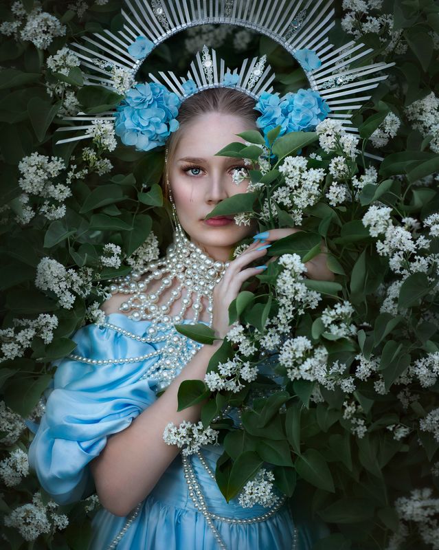 Фотограф Юлия Дюдина, Фотограф Нижний Новгород, арт фотограф,  волшебная фотосессия, фотосессия цветение, фотосессия в сирени, фотосессия в цветении Несмеянаphoto preview