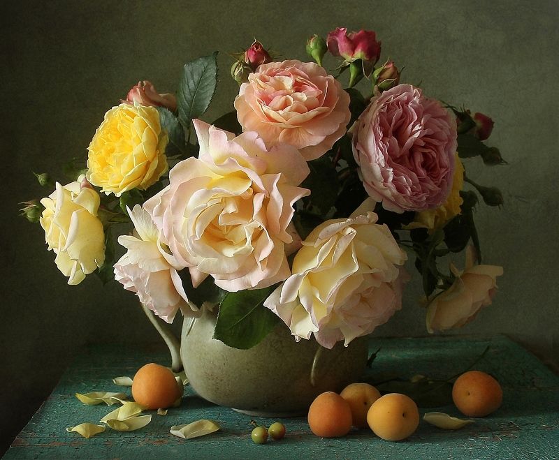 натюрморт, цветы, розы, лето, марина филатова, букет цветов Струится нежный аромат фото превью
