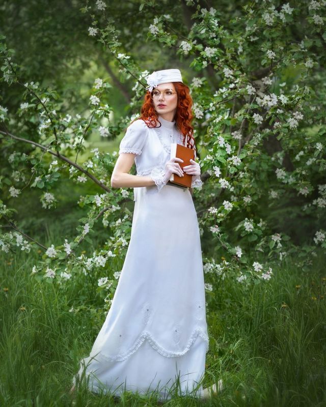 Фотограф Юлия Дюдина, Фотограф Нижний Новгород, арт фотограф,  волшебная фотосессия, фотосессия цветение, фотосессия в яблони, фотосессия в цветении Мечтательницаphoto preview