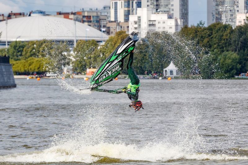 спорт, гидроцикл, фристайл Фристайл на водеphoto preview