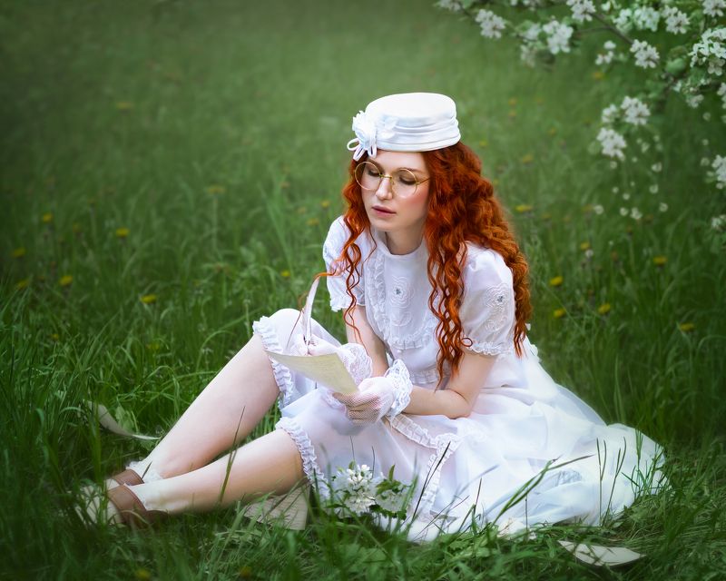 Фотограф Юлия Дюдина, Фотограф Нижний Новгород, арт фотограф,  волшебная фотосессия, фотосессия цветение, фотосессия в яблони, фотосессия в цветении Мечтательницаphoto preview