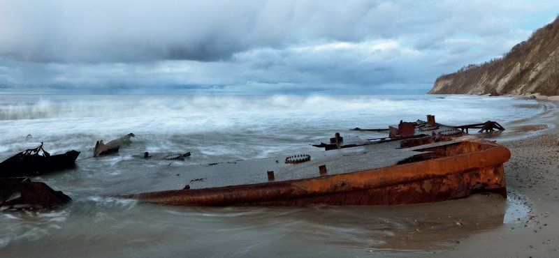Балтийское море, берег, корабль, ржавый, железо Судьба кораблинаяphoto preview