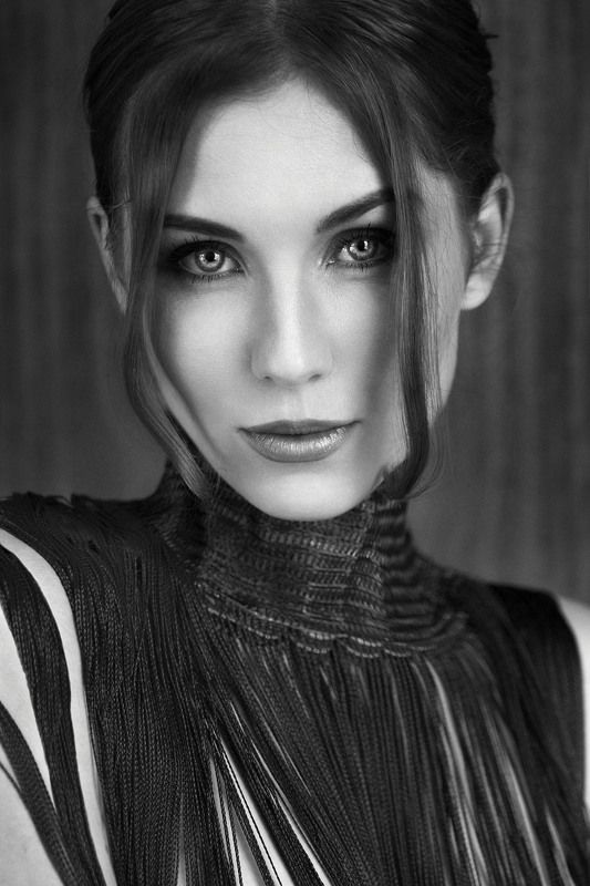 портрет, девушка, чб, монохром, глаза Stripsphoto preview