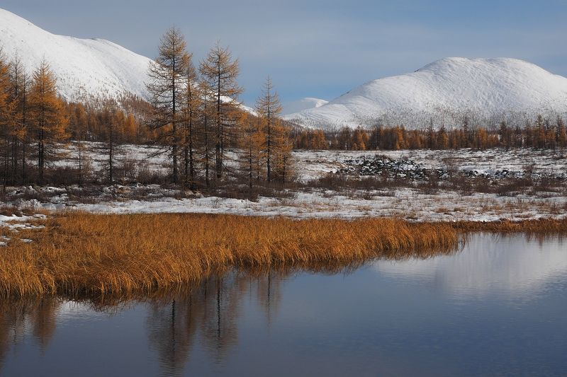 Конец сентября,а сопки все уже в снегу...photo preview