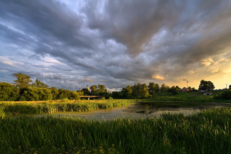 вечер,закат,небо,облака,тучи,свет,зводь,отражение переменная облачностьphoto preview