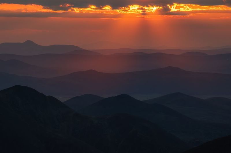 Тысячи и миллионы лет в линияхphoto preview