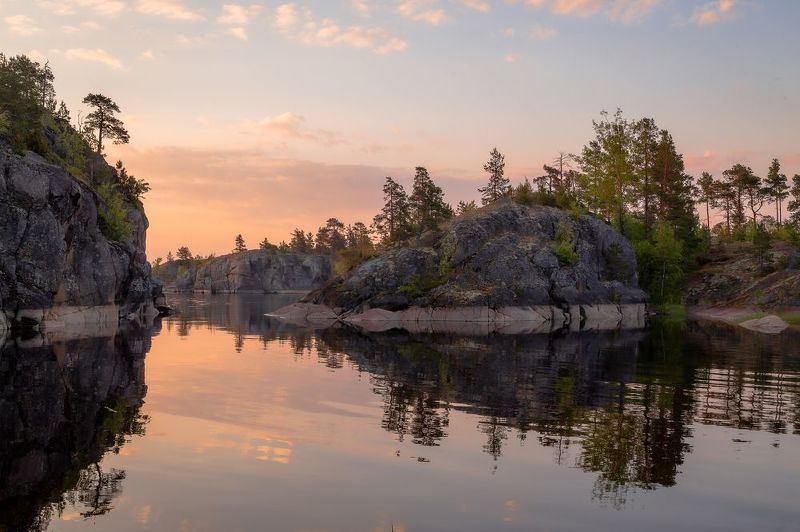Карелия, Ладога, Ладожское озеро, Ладожские шхеры, Хонкасало На рассветеphoto preview