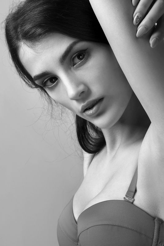 портрет, девушка, модель, красивая, модель, стиль, взгляд, чувствительность, отрешенность, глаза, эмоции, равнодушие, студия ***photo preview