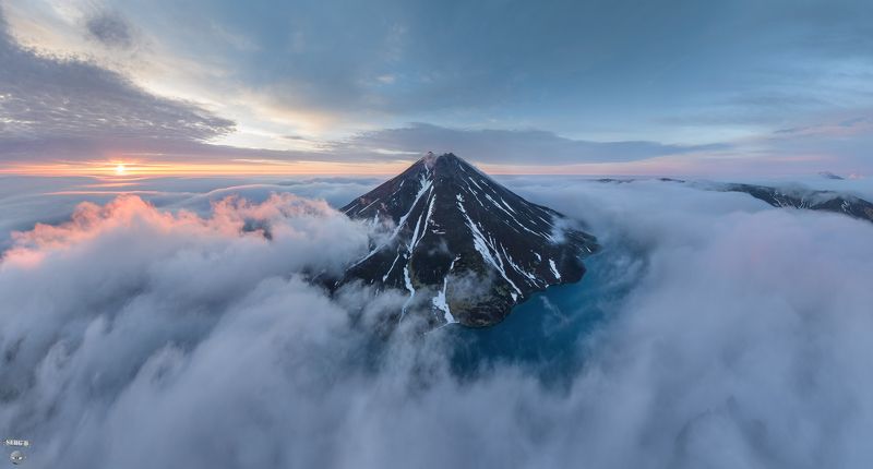 Вулкан Креницына, остров Онекотанphoto preview