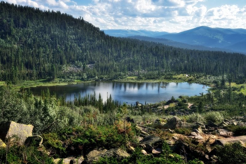 Озеро Радужноеphoto preview