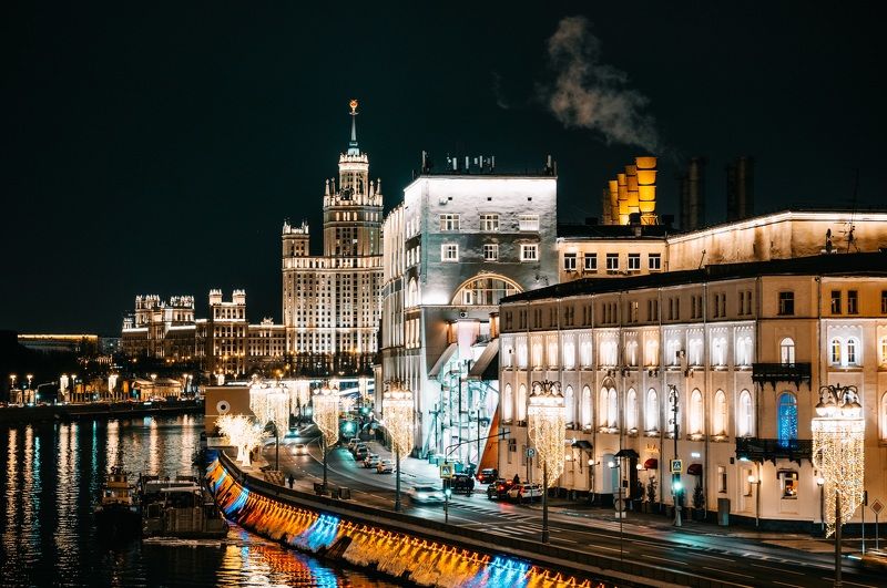 город мост москва россия city bridge moscow russia Последний день зимы. Москва 29 февраля 2024 год.photo preview