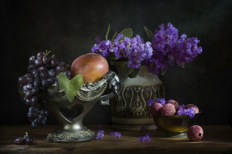 Натюрморт с индийской сиренью( лагерстрёмия индийская)photo preview