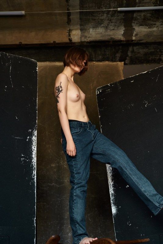 Nu nude portrait sensual raw beautiful  Вся серия на моём канале photo preview