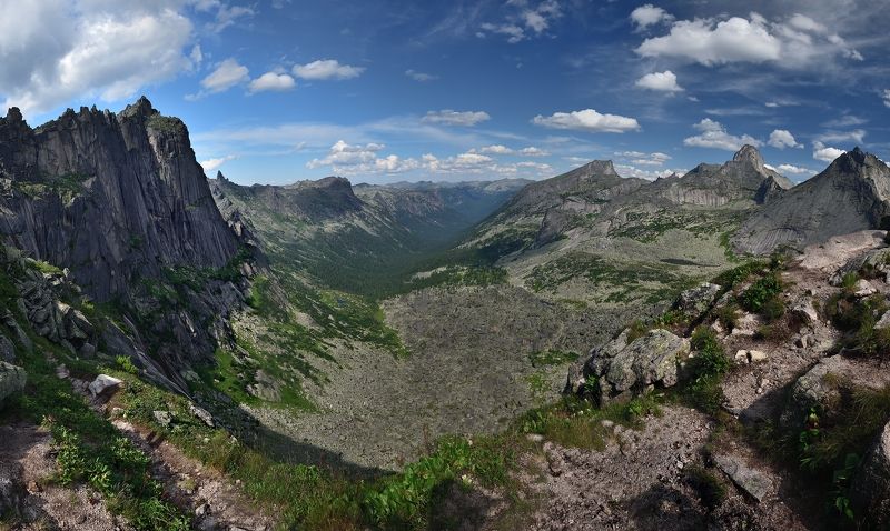 Перевал художниковphoto preview