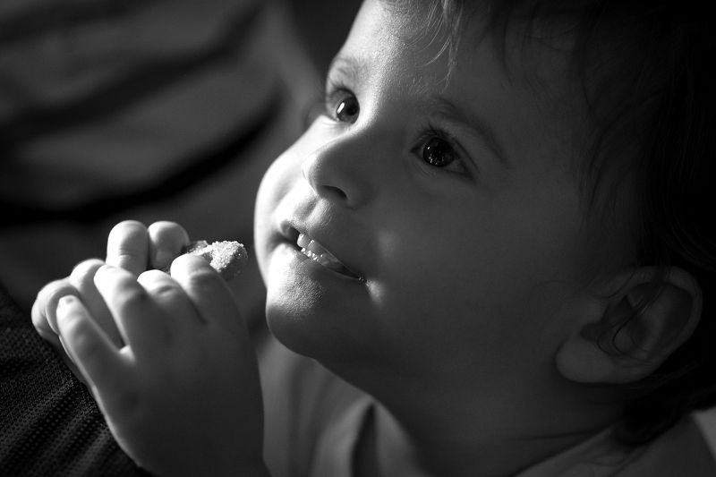 детский портрет - Это мне?! - тебе! - А за что? - Просто так!photo preview