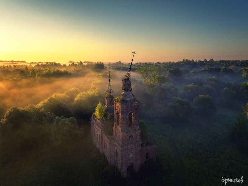 Церковь Спаса Нерукотворного Образа в Прудах.photo preview