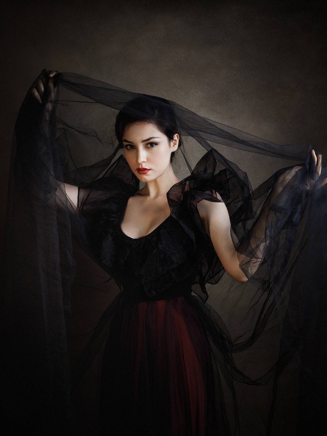 Anna. Автор: Ведмеденко Оксана портрет , жанр, лицо, женщина, лица35, красный, печать, цвет, Ведмеденко Оксана