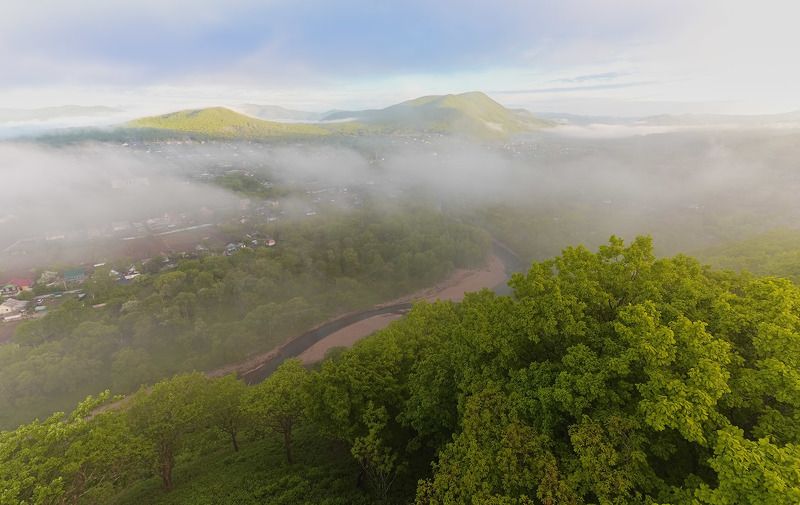 приморье, утро, туман, горы, посёлок, весна, река туманное утро фото превью