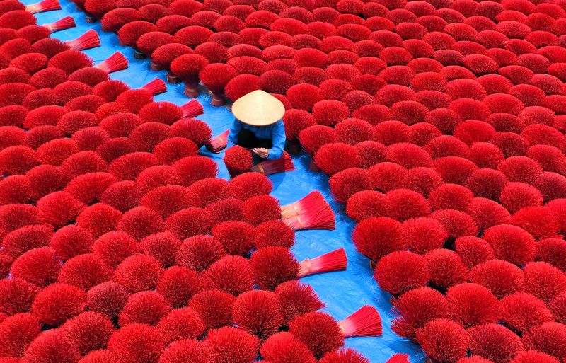 #vietnam Lady in redphoto preview