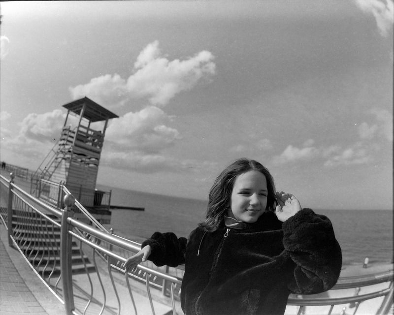 фотопленка, тип 120, пленочное фото, рыбий глаз, средний формат, просрочка, свема, ilford, kodak, mamiya Первое весеннее солнышкоphoto preview