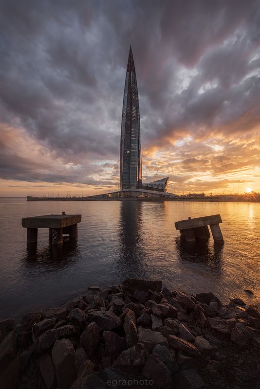 лахтинская гавань, лахта-центр, санкт-петербург, спб, питер, россия Лахтинская гавань и Лахта-центр в закате фото превью